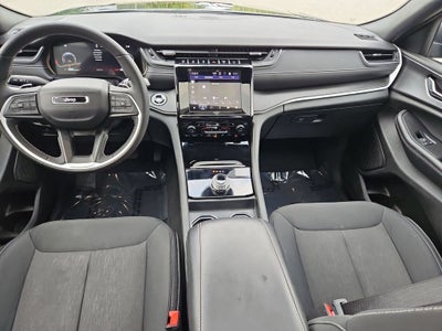 2024 Jeep Grand Cherokee Laredo X 4x4