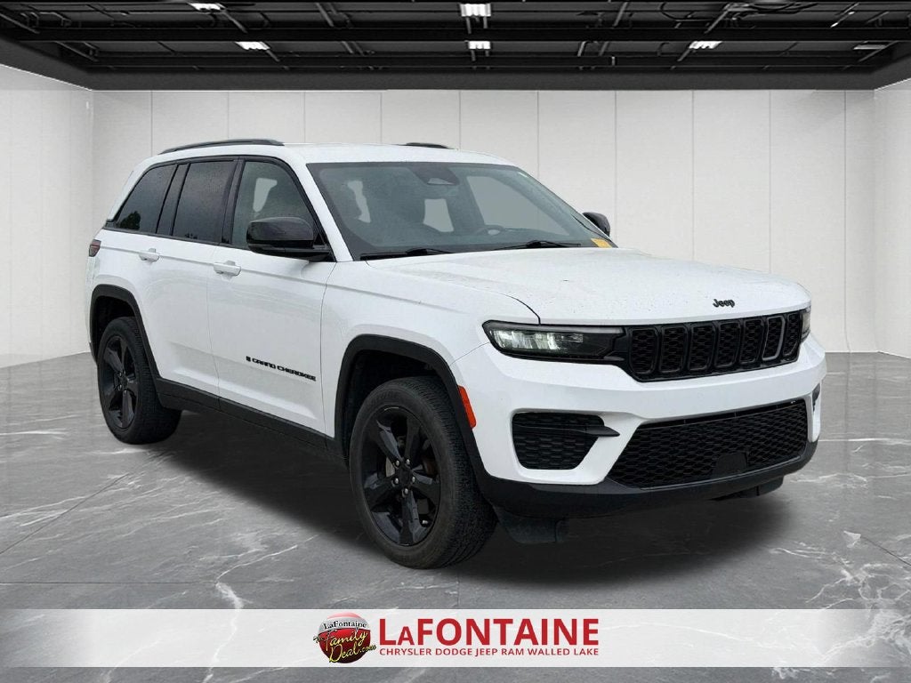 2023 Jeep Grand Cherokee Altitude 4x4
