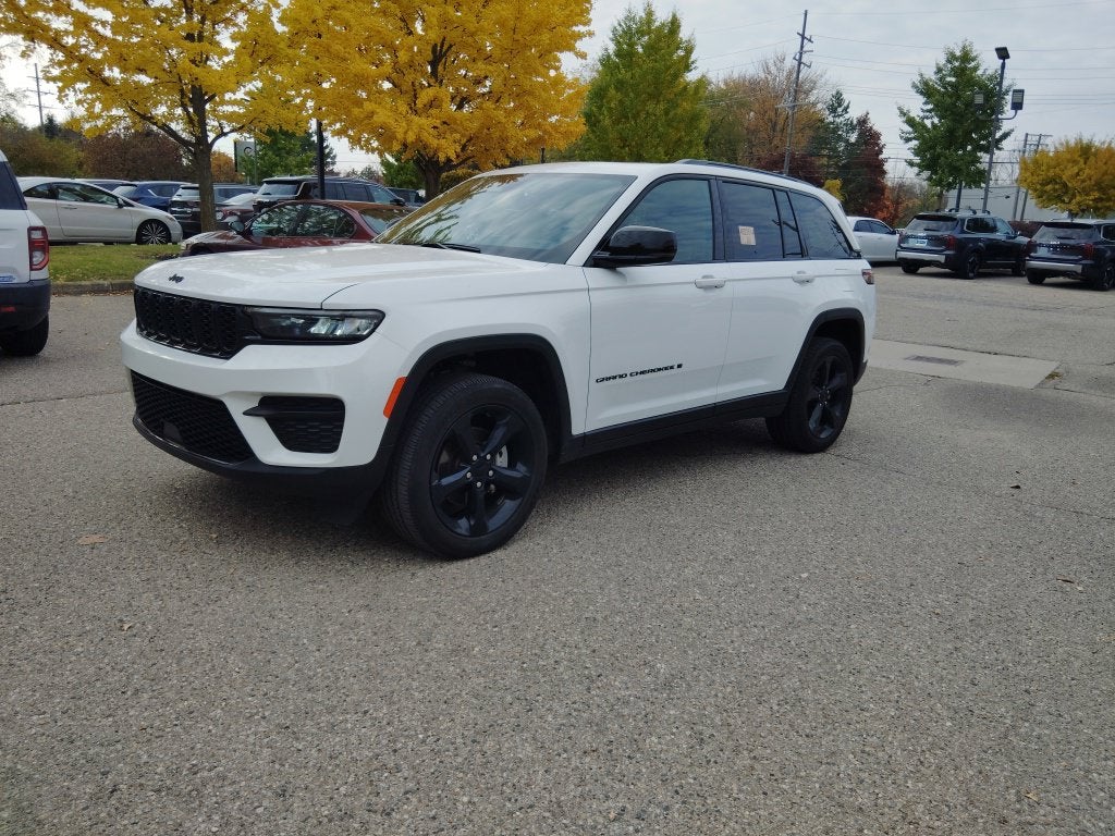 2025 Jeep Grand Cherokee Altitude X 4x4