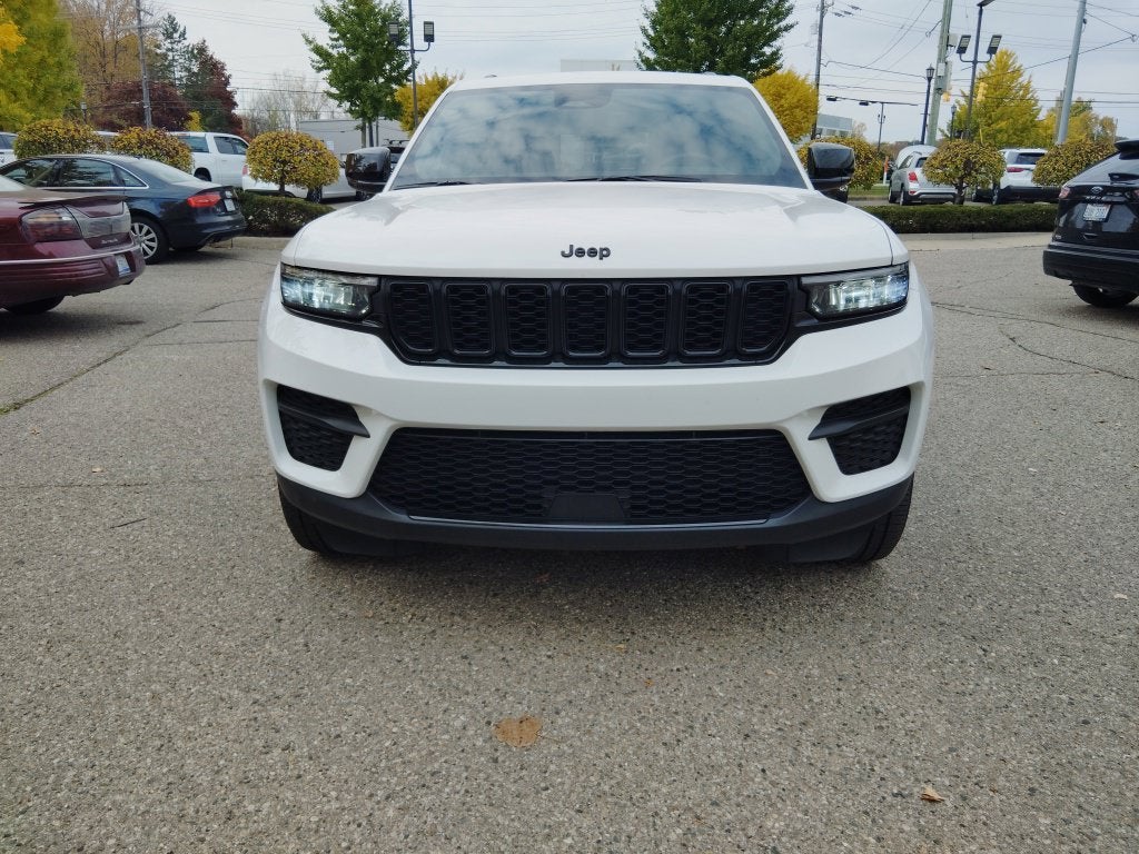 2025 Jeep Grand Cherokee Altitude X 4x4