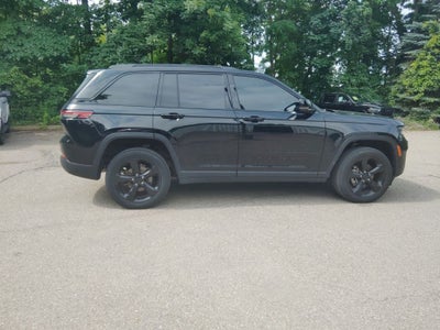 2024 Jeep Grand Cherokee Altitude 4x4