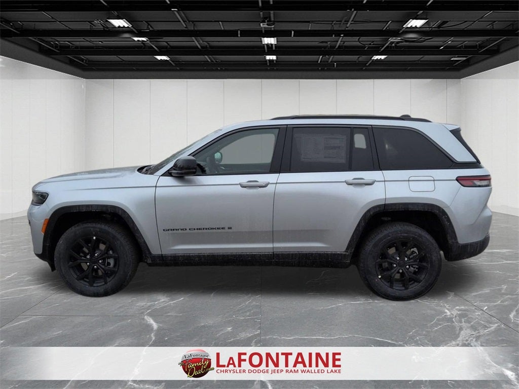 2026 Jeep Grand Cherokee GRAND CHEROKEE LAREDO ALTITUDE 4X4