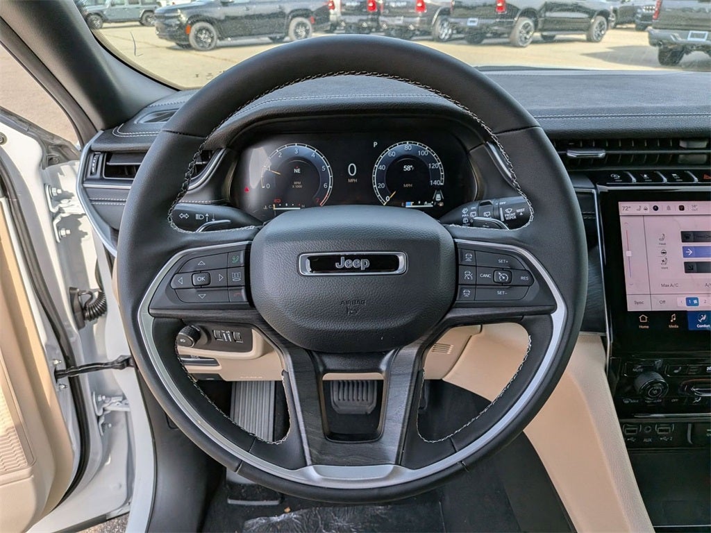 2025 Jeep Grand Cherokee GRAND CHEROKEE LIMITED 4X4