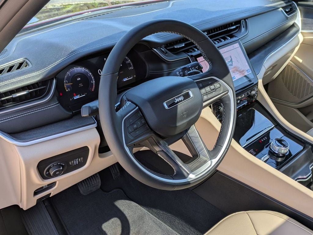 2025 Jeep Grand Cherokee Limited 4x4