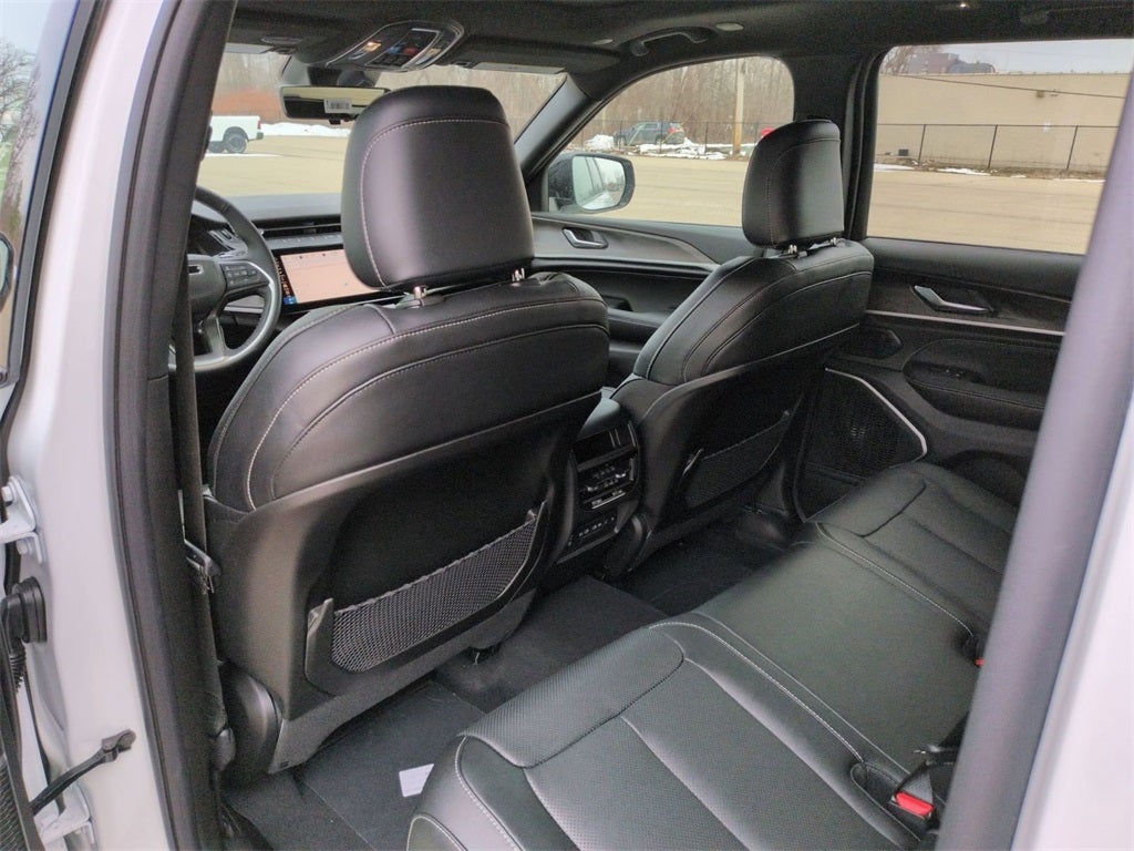 2026 Jeep Grand Cherokee GRAND CHEROKEE LIMITED RESERVE 4X4