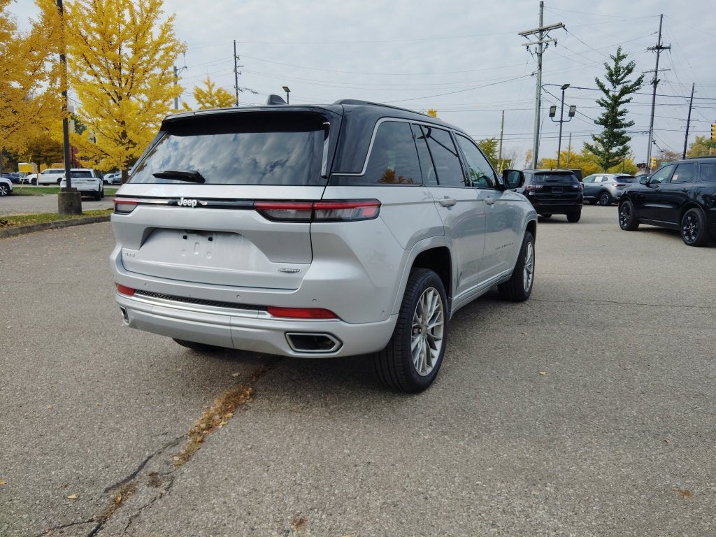 2025 Jeep Grand Cherokee Summit 4x4