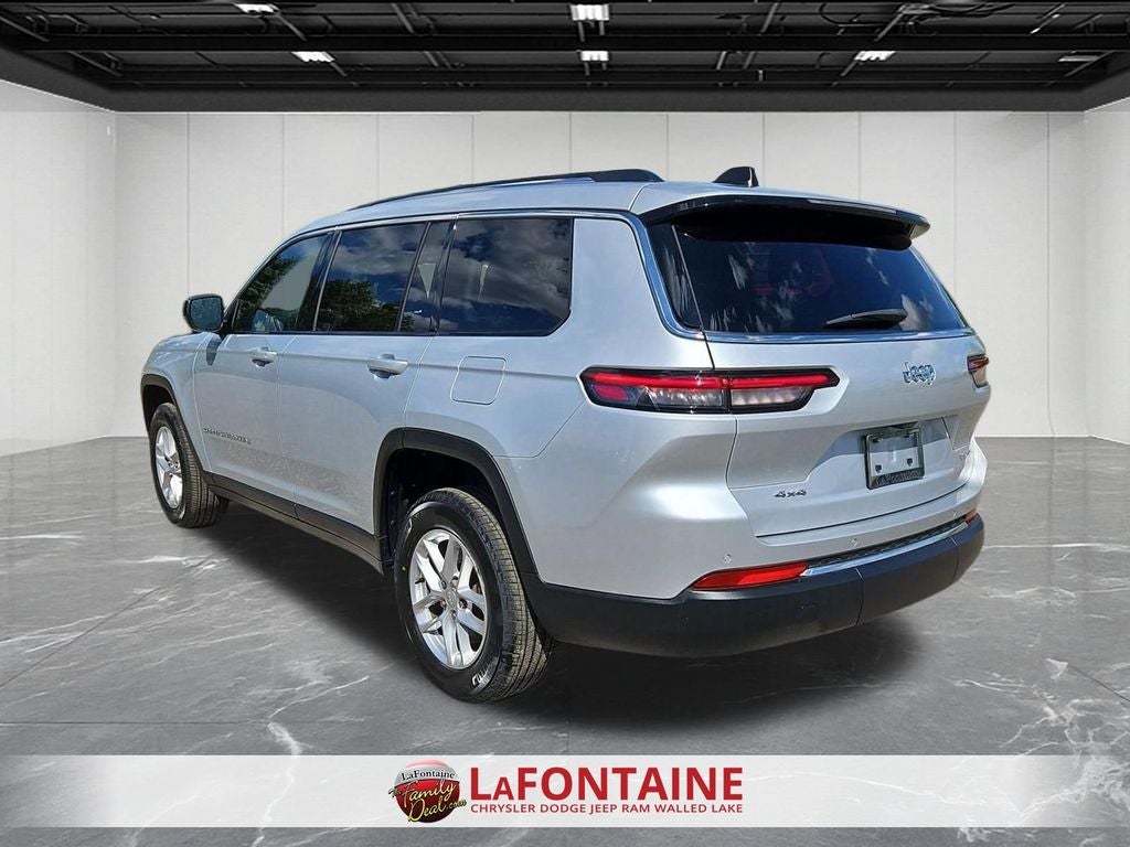 2023 Jeep Grand Cherokee L Laredo 4x4