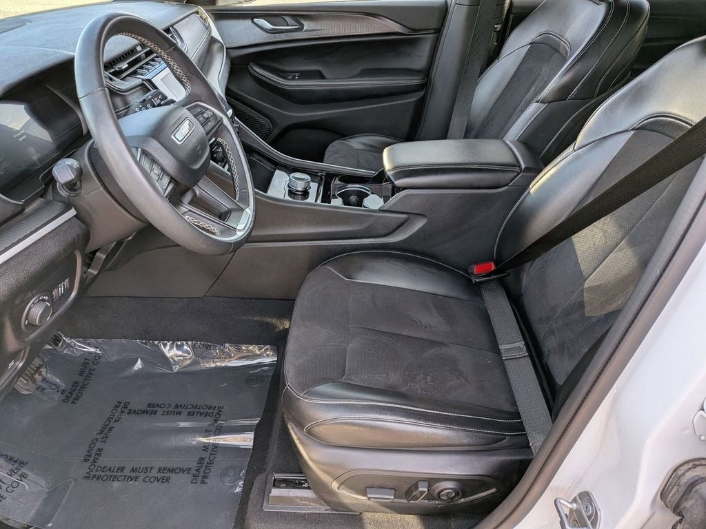 2023 Jeep Grand Cherokee L Altitude 4x4