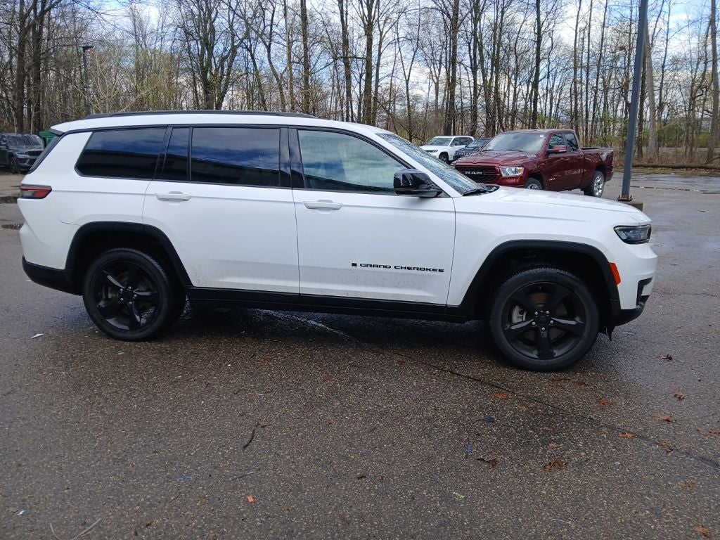 2023 Jeep Grand Cherokee L Altitude 4x4