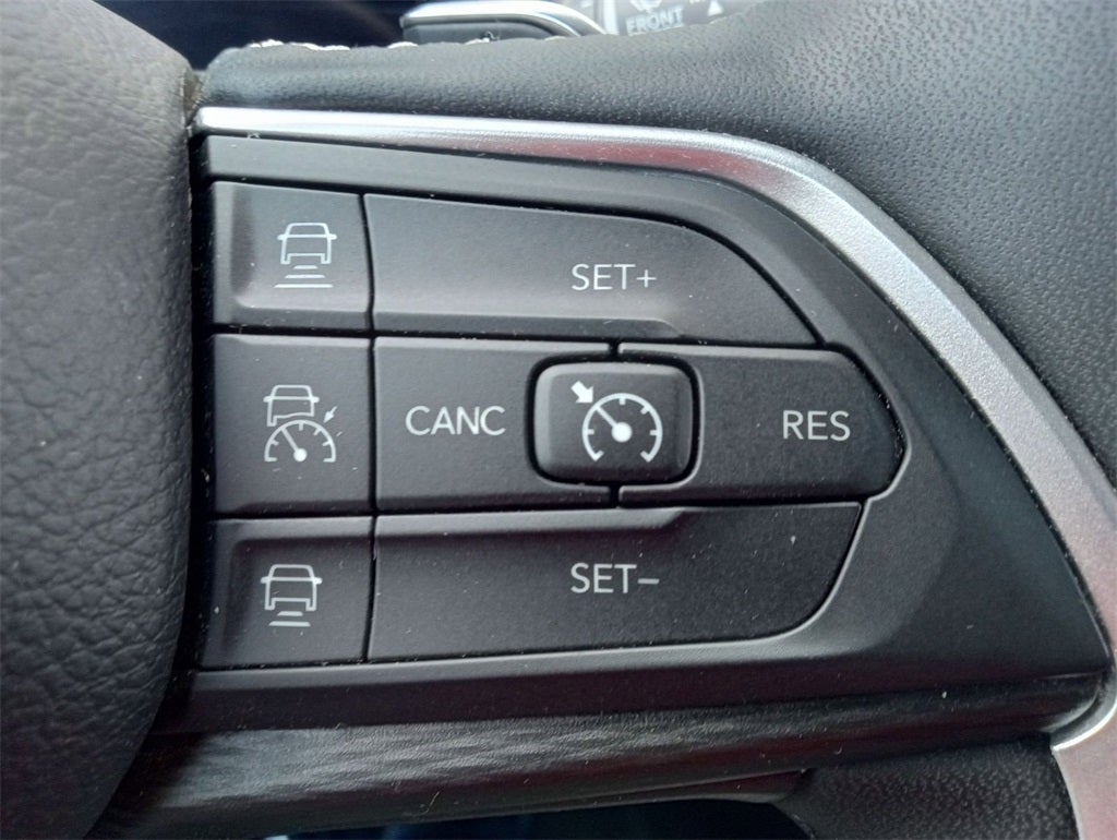 2024 Jeep Grand Cherokee L Altitude 4x4