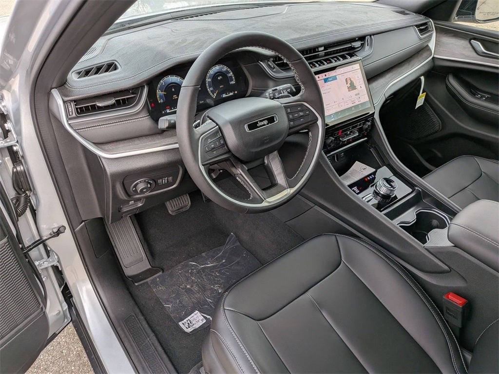 2025 Jeep Grand Cherokee L GRAND CHEROKEE L LIMITED 4X4