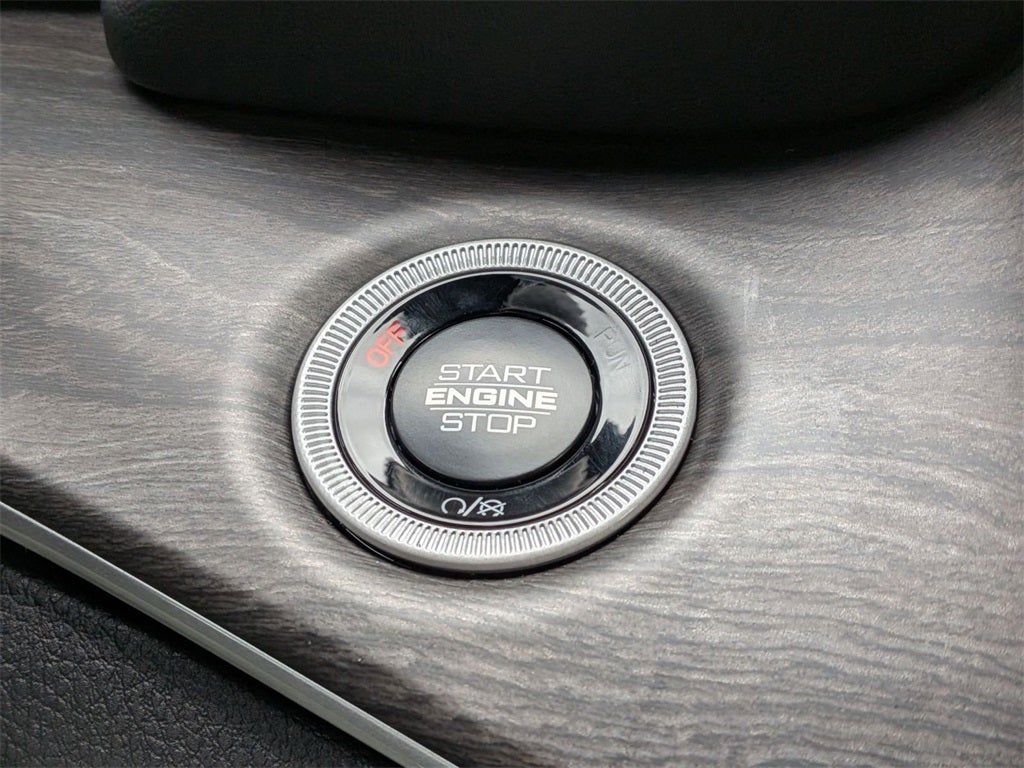 2025 Jeep Grand Cherokee L GRAND CHEROKEE L LIMITED 4X4