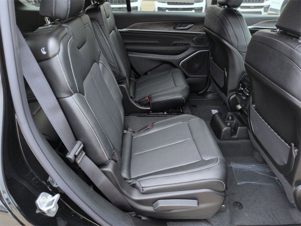 2026 Jeep Grand Cherokee GRAND CHEROKEE L LIMITED RESERVE 4X4