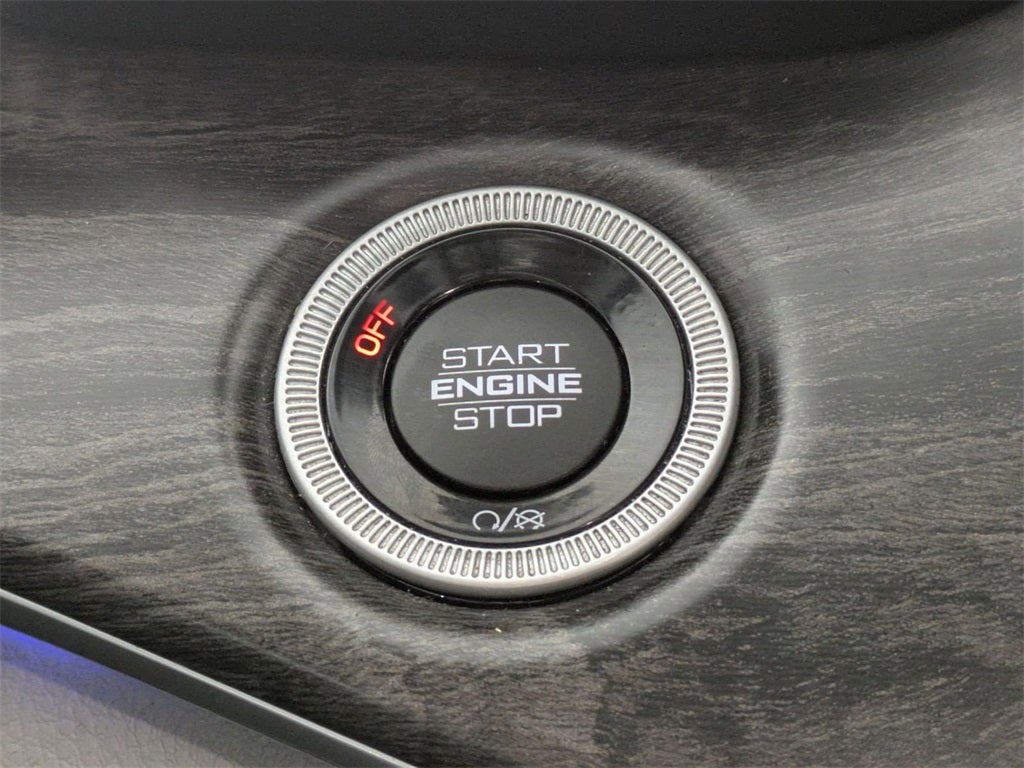 2023 Jeep Grand Cherokee L Overland 4x4