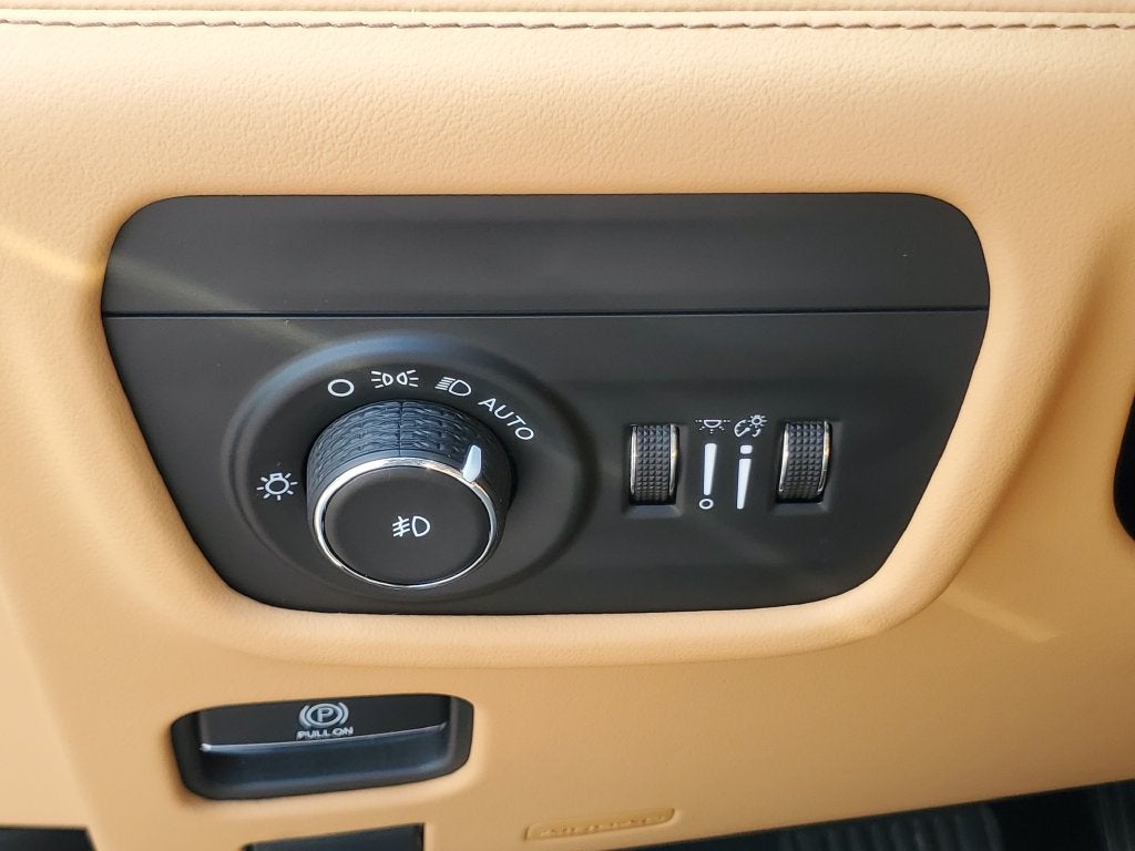2023 Jeep Grand Cherokee L Summit Reserve 4x4