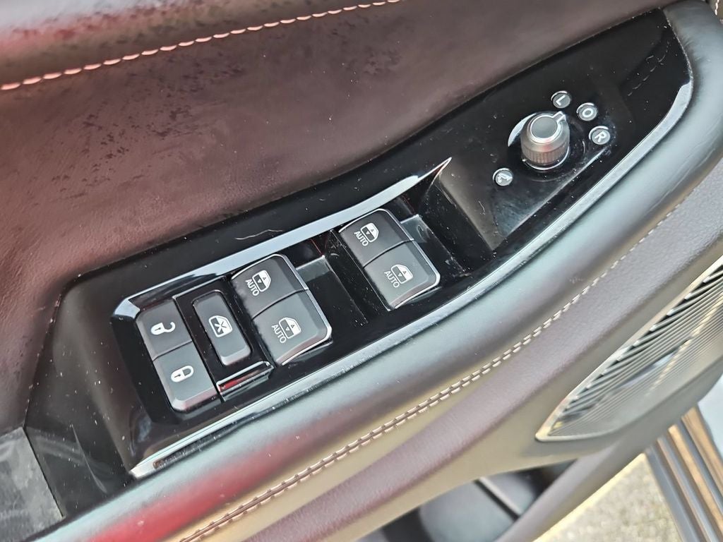 2022 Jeep Grand Cherokee 4xe Overland 4x4