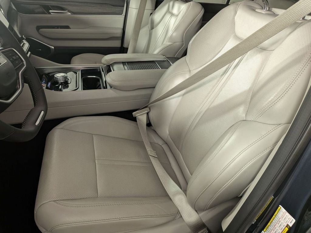 2023 Jeep Wagoneer Series II
