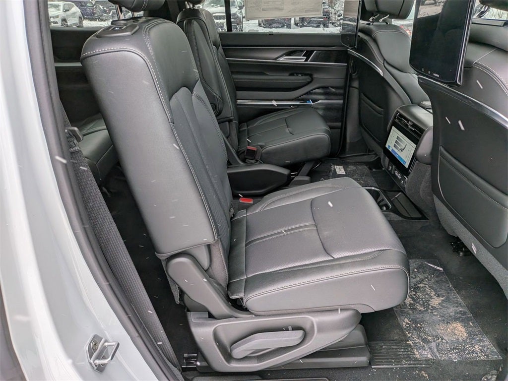 2026 Jeep Grand Wagoneer GRAND WAGONEER SUMMIT OBSIDIAN 4X4