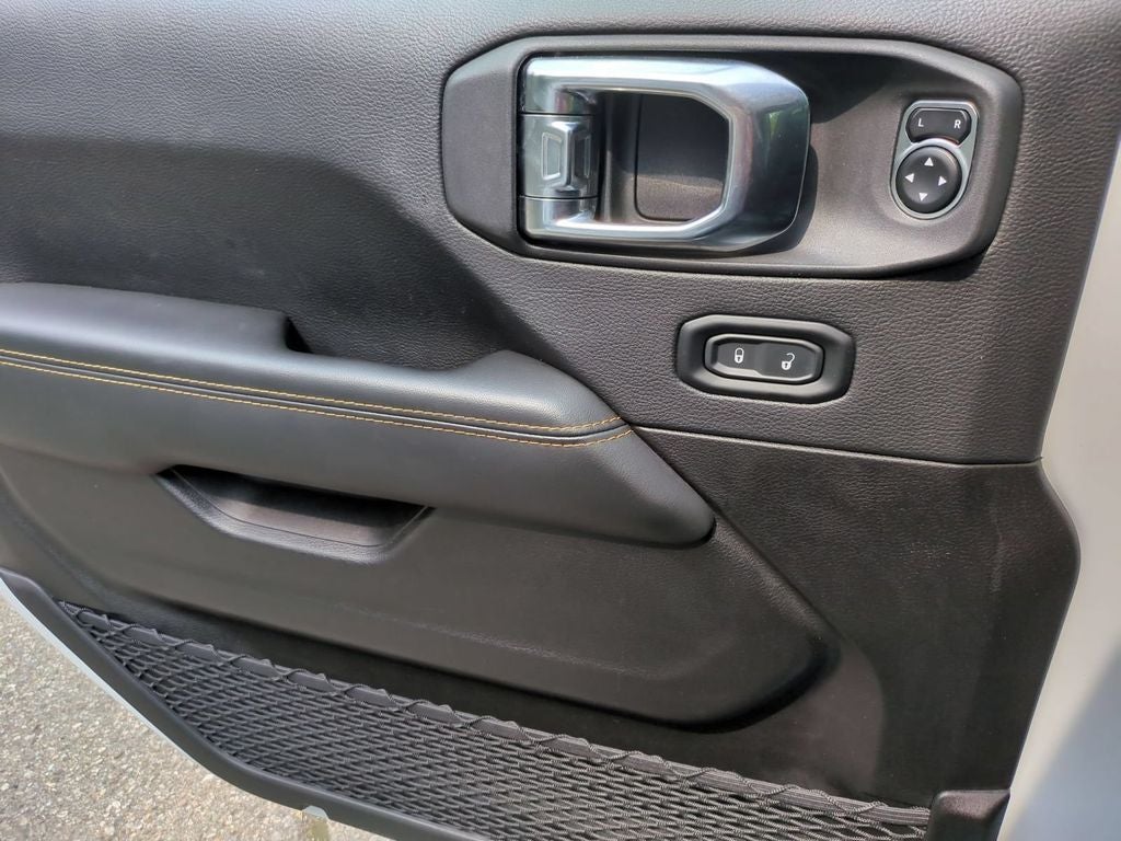 2025 Jeep Gladiator High Tide