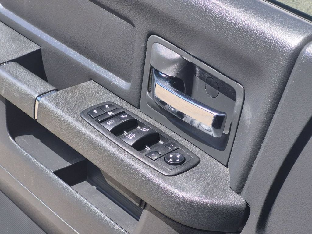 2019 RAM 1500 Classic SLT