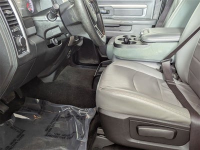 2017 RAM 1500 SLT Crew Cab 4x4 6'4' Box