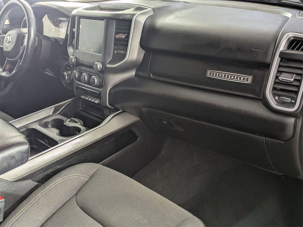 2022 RAM 1500 Big Horn Crew Cab 4x4 5'7' Box