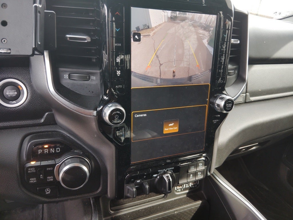 2024 RAM 1500 Big Horn Crew Cab 4x4 5'7' Box