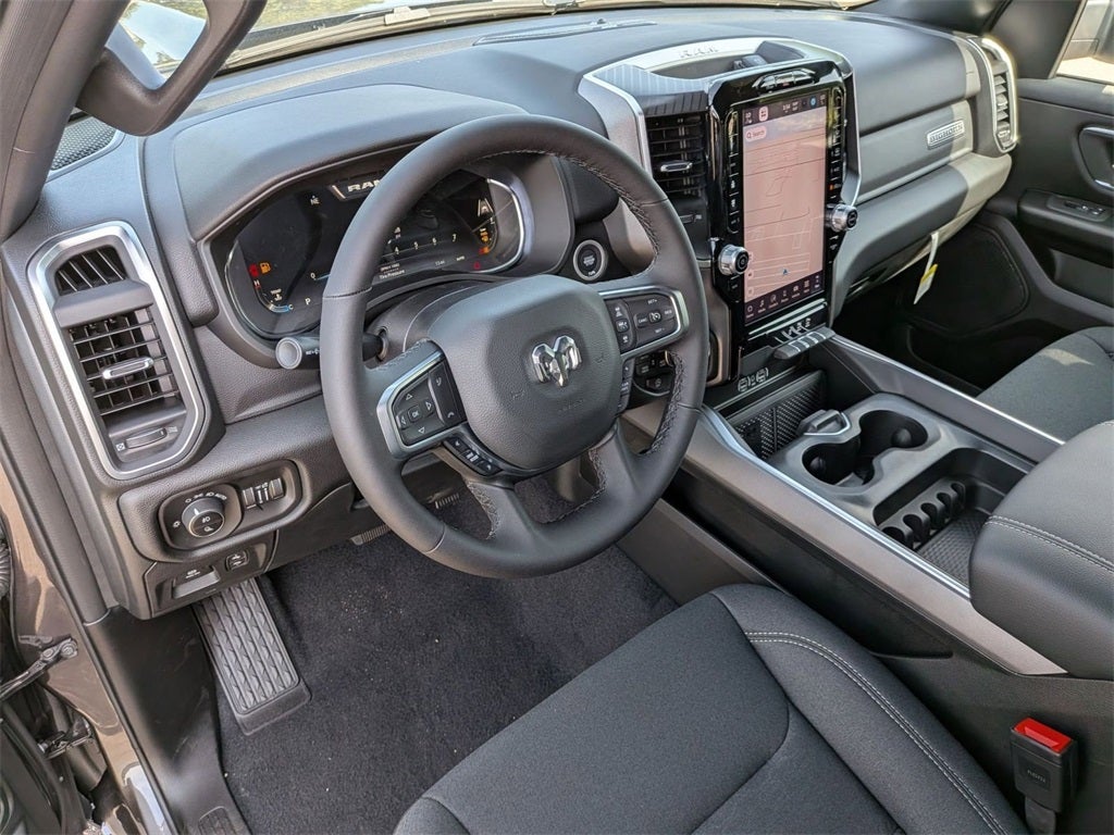 2025 RAM Ram 1500 RAM 1500 BIG HORN CREW CAB 4X4 5'7' BOX