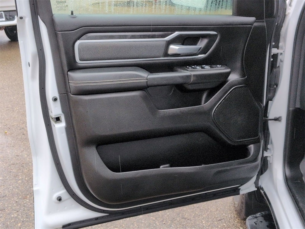 2022 RAM 1500 Big Horn Quad Cab 4x4 6'4' Box