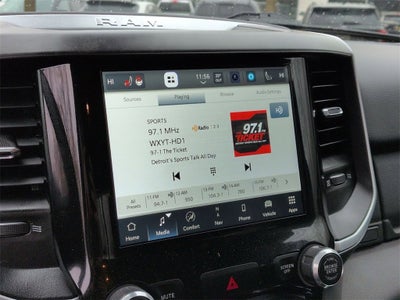 2022 RAM 1500 Big Horn Quad Cab 4x4 6'4' Box