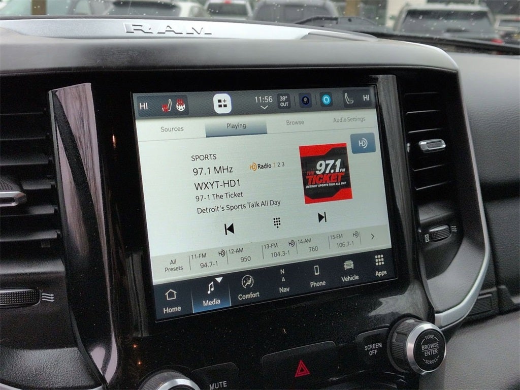 2022 RAM 1500 Big Horn Quad Cab 4x4 6'4' Box