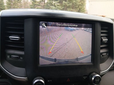 2021 RAM 1500 Big Horn Crew Cab 4x4 5'7' Box