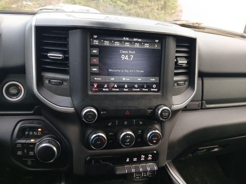 2021 RAM 1500 Big Horn Crew Cab 4x4 5'7' Box