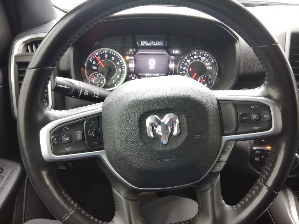 2021 RAM 1500 Big Horn Crew Cab 4x4 5'7' Box
