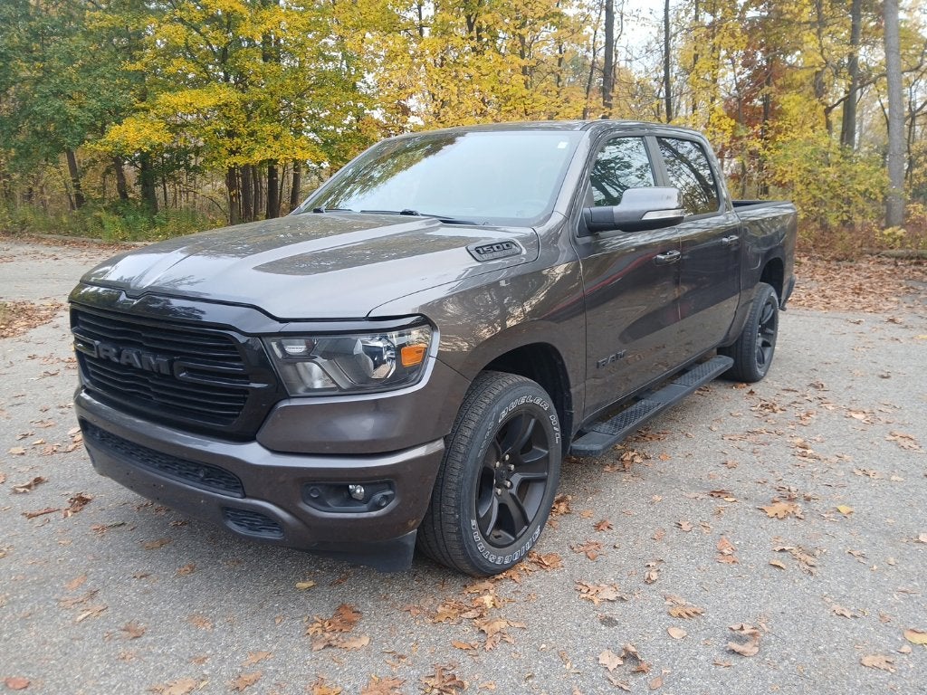 2020 RAM 1500 Big Horn Crew Cab 4x4 5'7' Box