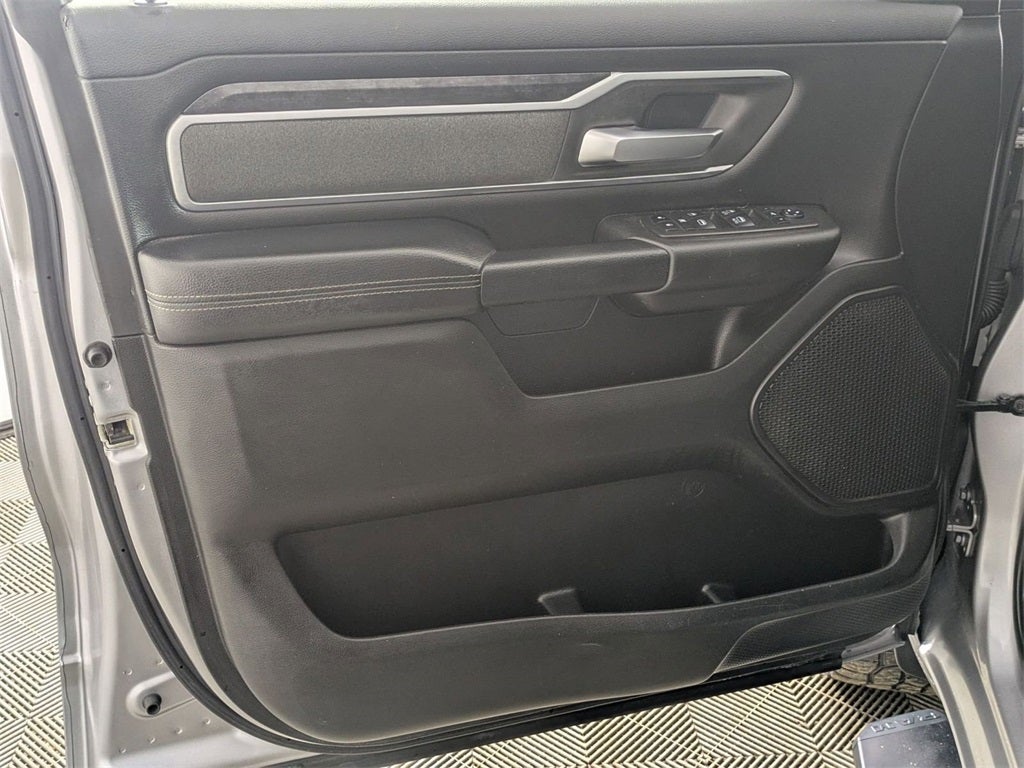 2021 RAM 1500 Big Horn Crew Cab 4x4 5'7' Box