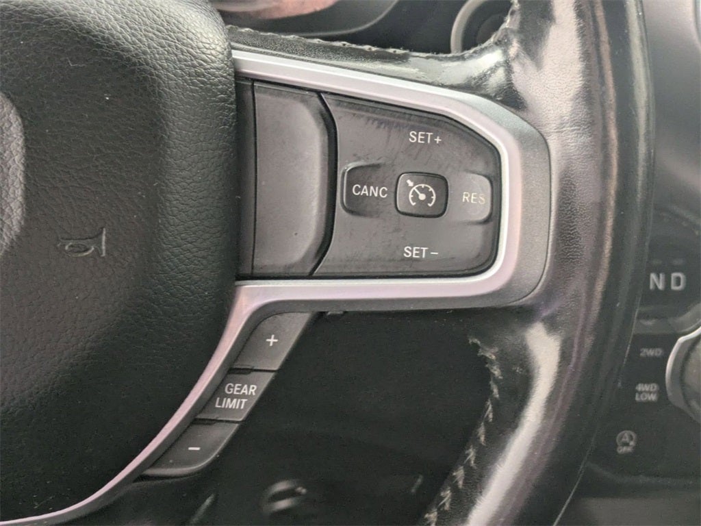 2021 RAM 1500 Big Horn Crew Cab 4x4 5'7' Box