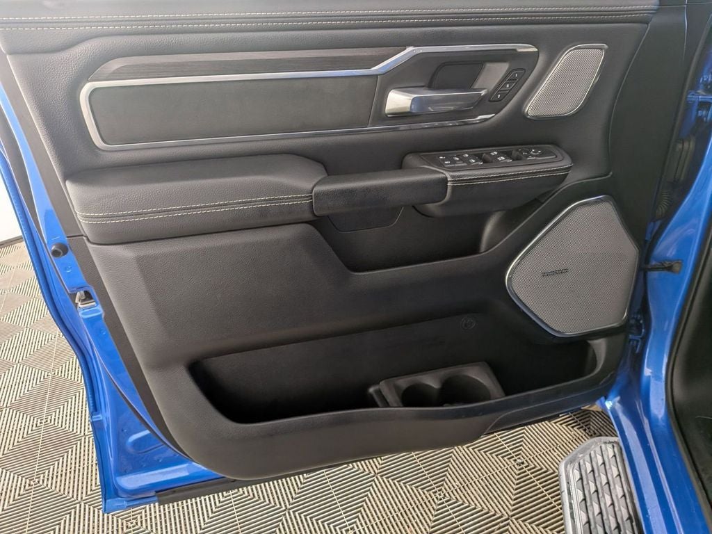 2026 RAM 1500 Laramie Crew Cab 4x4 5'7' Box