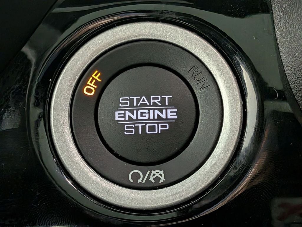 2026 RAM 1500 Laramie Crew Cab 4x4 5'7' Box