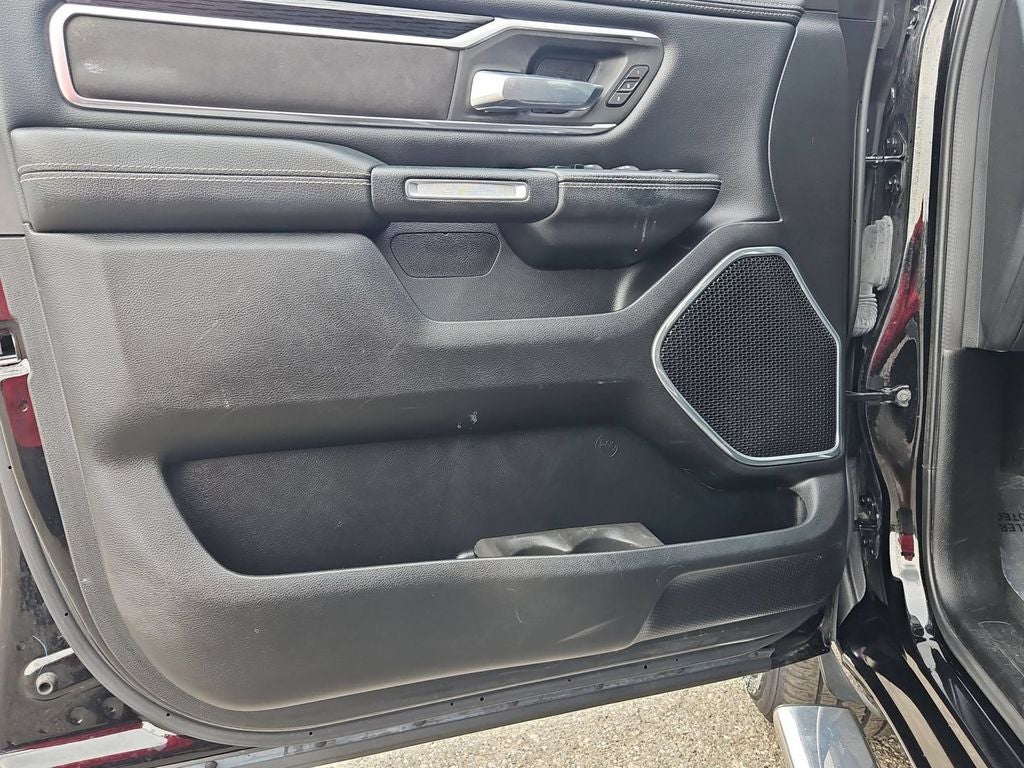 2023 RAM 1500 Laramie Crew Cab 4x4 5'7' Box