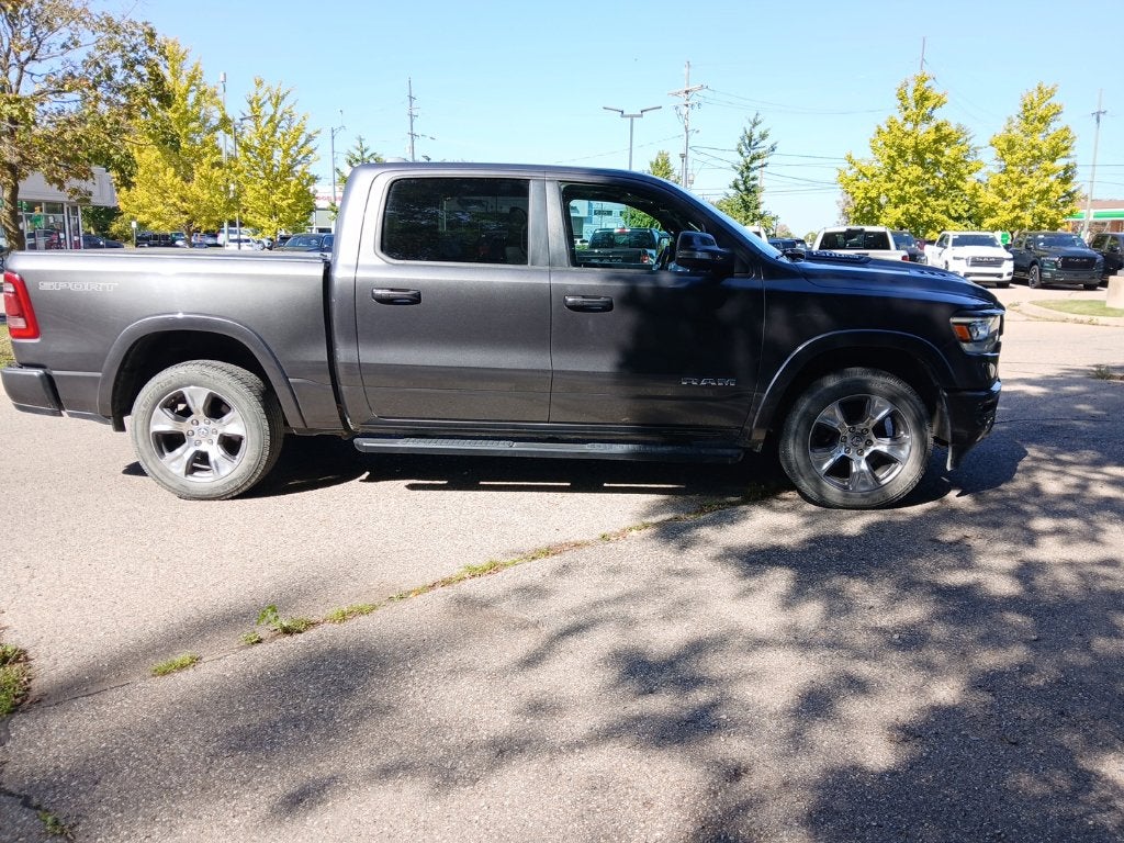 2020 RAM 1500 Laramie Crew Cab 4x4 5'7' Box