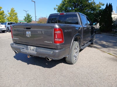 2020 RAM 1500 Laramie Crew Cab 4x4 5'7' Box