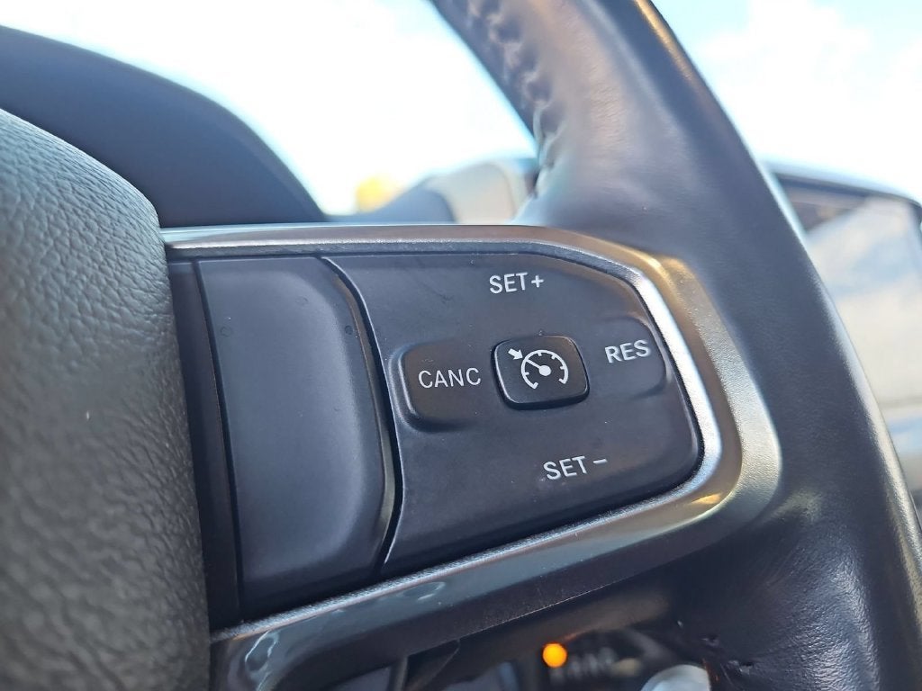 2021 RAM 1500 Laramie Crew Cab 4x4 5'7' Box