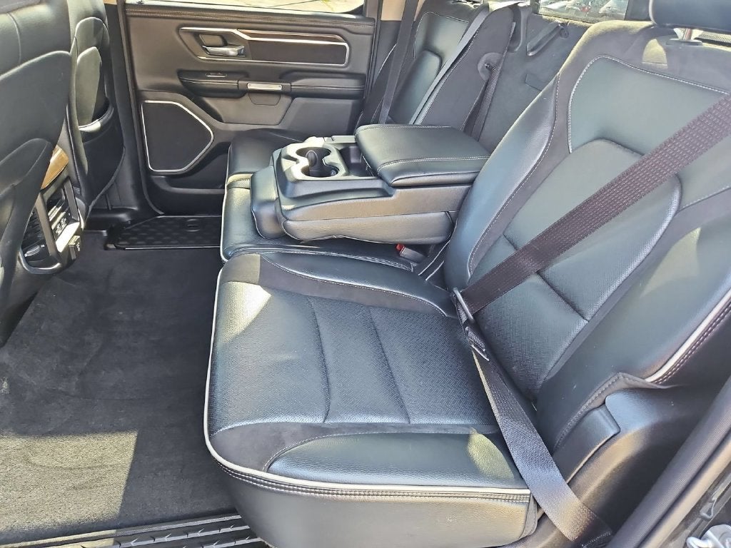 2021 RAM 1500 Laramie Crew Cab 4x4 5'7' Box