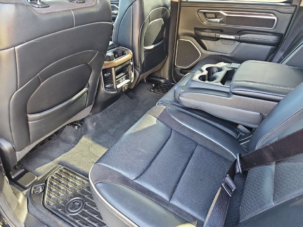 2021 RAM 1500 Laramie Crew Cab 4x4 5'7' Box