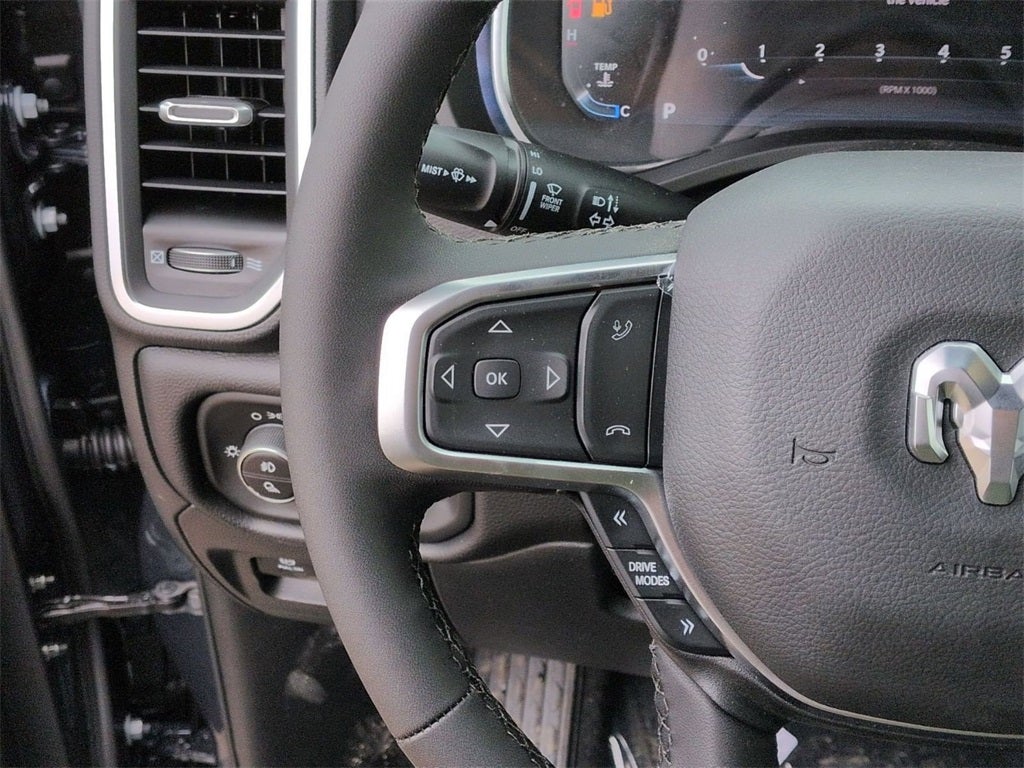 2026 RAM Ram 1500 RAM 1500 BIG HORN CREW CAB 4X4 6'4' BOX