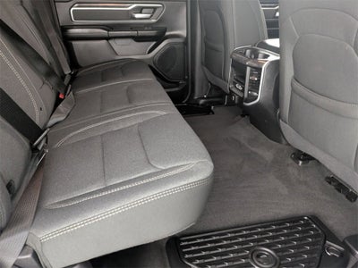 2020 RAM 1500 Big Horn Crew Cab 4x4 6'4' Box