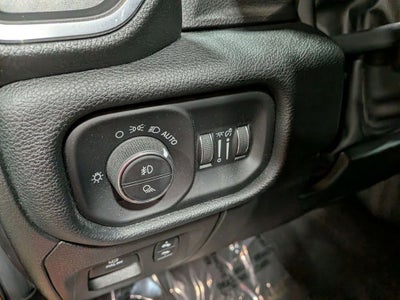 2022 RAM 1500 Laramie Crew Cab 4x4 6'4' Box