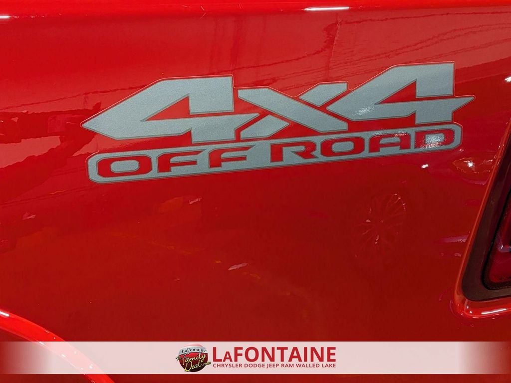 2022 RAM 1500 Laramie Crew Cab 4x4 6'4' Box