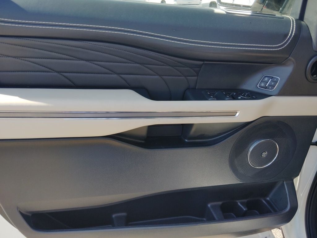 2024 Ford Expedition Platinum